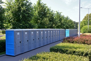 ГБУ &quot;Доринвест&quot; установит 250 передвижных туалетных кабин для обеспечения проведения выпускных вечеров