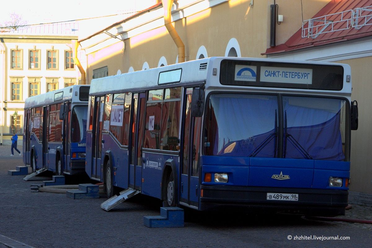 Туалет автобус в питере внутри