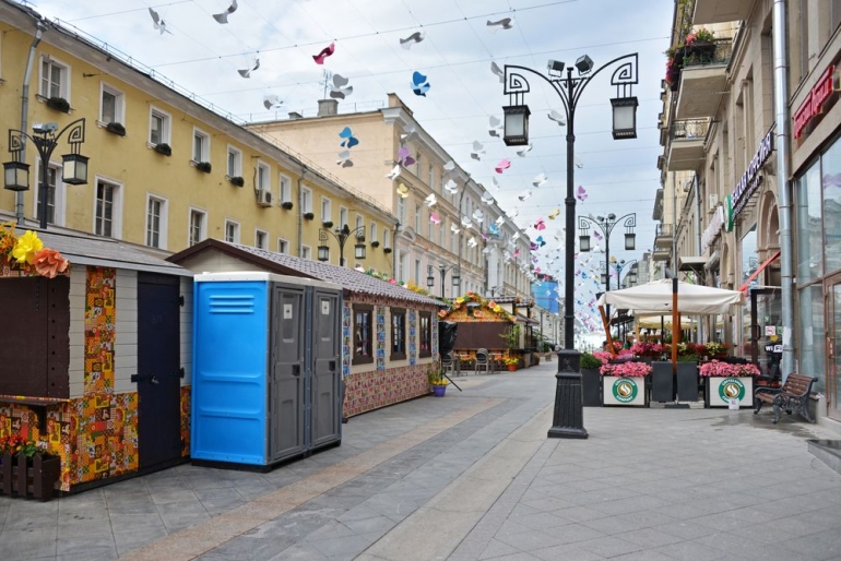 Для обеспечения фестиваля &quot;Московские сезоны&quot; ГБУ &quot;Доринвест&quot; установлено 130 туалетных кабин